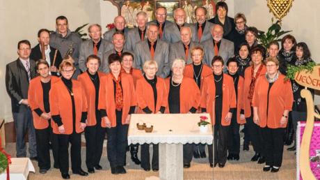 Der Liederkranz Harburg feierte im Rahmen eines vorweihnachtlichen Konzerts in der Herz-Jesu-Kirche zugleich auch sein 165-jähriges Bestehen.  
