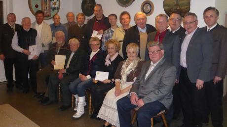 Langjährige und verdiente Schützen sind im Rahmen der Mitgliederversammlung der Vereinigten Schützengesellschaft Wemding geehrt worden. 
