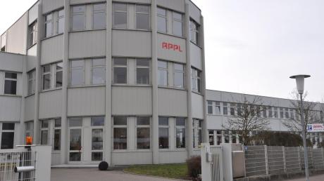 Die Firmengruppe Appl hat ihren Sitz in Wemding. Dort arbeiten in drei Betrieben insgesamt 450 Menschen. Aus wirtschaftlichen Gründen hat das Unternehmen das Urlaubs- und Weihnachtsgeld gestrichen.  	