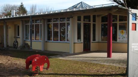Die teilweise extreme Witterung der vergangenen Jahre setzt dem Kindergarten St. Emmeram in Wemding zu.  	