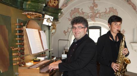 Peter Bader und Farina Mayrshofer präsentierten in der Tapfheimer Pfarrkirche ein sehr vielseitiges Konzert für Orgel und Saxofon. 	 	