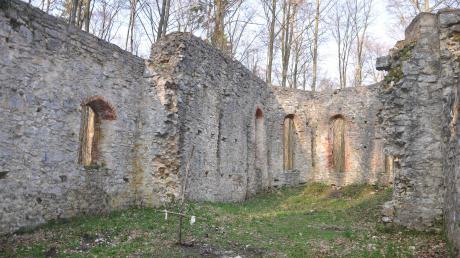 Die Ruine auf dem Uhlberg zieht viele Menschen an, ist aber für manche schwer zu finden.