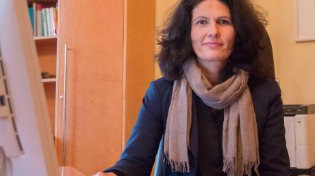 Mariona Hauck aus Nördlingen ist die neue Chefin in der JVA Niederschönenfeld. Gestern trat sie die Nachfolge von Peter Landauer an. 	