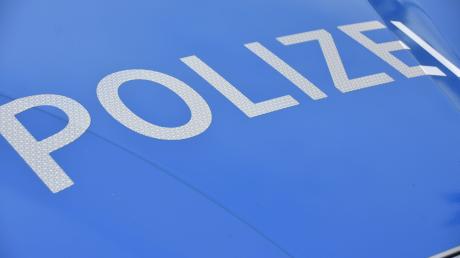 Die Polizei Friedberg  ermittelt wegen eines Streits in Dasing. 