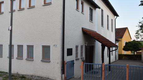 Der Kindergarten in Rögling soll saniert und umgebaut werden, um dauerhaft Platz für eine zweite Gruppe zu bieten.  	