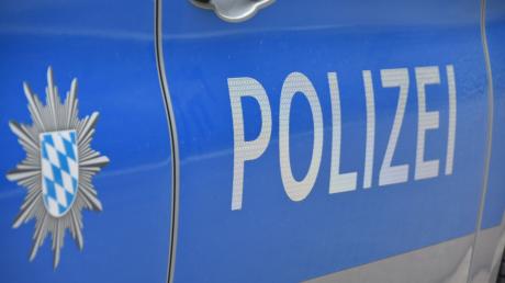 Die Friedberger Polizei sucht nach dem Dieb eines Auto-Anhängers. 