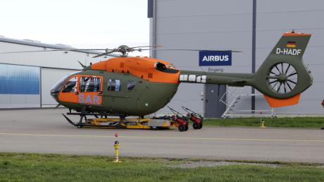 Das sind die neuen „Search and Rescue“-Hubschrauber der Bundeswehr. Es handelt sich um Maschinen des Typs H145M von Airbus Helicopters. 