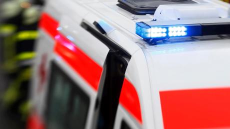 Einem Kradfahrer hat ein 90-jähriger Autofahrer am Sonntag in Biberbach die Vorfahrt genommen. 