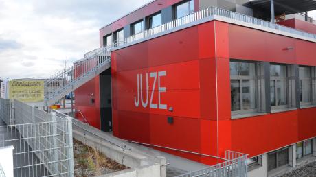 Das neue Juze Donauwörth in der Zirgesheimer Str. befindet sich in einem Neubau der Stiftung Sankt Johannes. Es ist das Jugendzentrum für die ganze Stadt. 