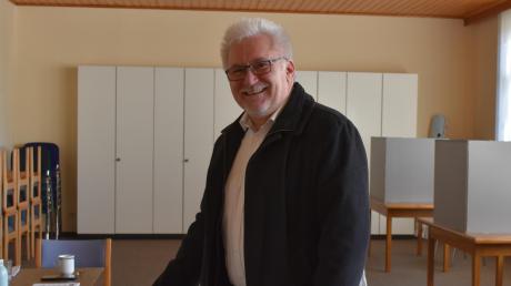Wolfgang Lechner bei der Stimmabgabe gestern.