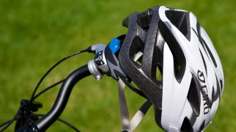 Ein 14 Jahre alter Fahrradfahrer ist bei einem Unfall im Weißenhorner Stadtteil Biberachzell verletzt worden.  