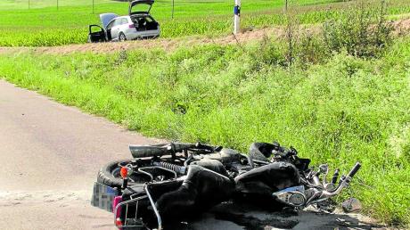 Bei einem Unfall nahe Marxheim ist am Mittwochnachmittag ein 25-jähriger Motorradfahrer gestorben.  	