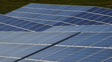 Ein möglicher Solarpark nahe dem Buchdorfer Ortsteil Baierfeld ist derzeit im Gespräch.  	