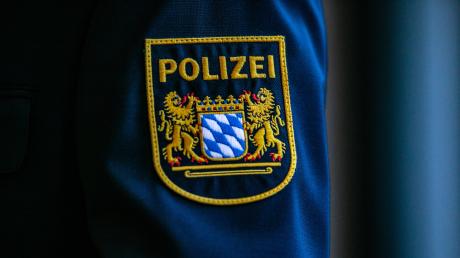 Die Nördlinger Polizei sucht Zeugen einer Unfallflucht. (Symbolbild)