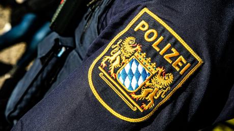 In Seifertshofen ermittelt die Krumbacher Polizei wegen einer nächtlichen Unfallflucht. 