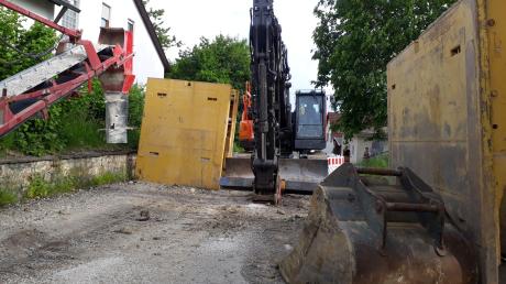 Die Kanalbauarbeiten in Blossenau sollen im Sommer abgeschlossen werden. 2022 geht es dann mit der Dorferneuerung weiter.  	