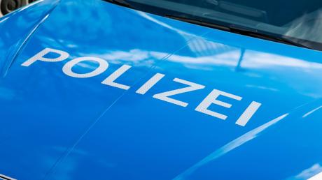Bei einem Verkehrsunfall in Tapfheim hat sich eine 71-Jährige schwer verletzt. 