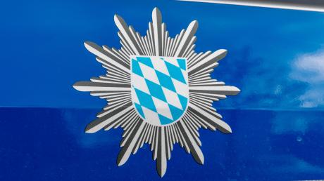 Ein Radfahrer hat sich am Freitag in Donauwörth schwer verletzt.