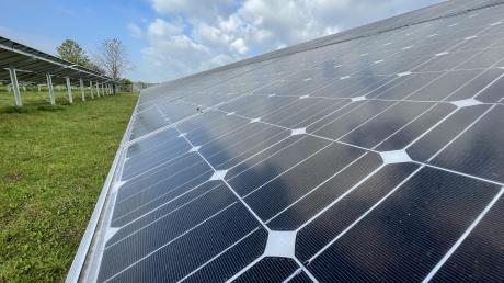 Bei Oberndorf könnte eine große Freiflächen-Photovoltaikanlage entstehen. 