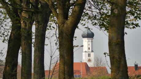 Umfassend saniert wurde die Oberndorfer Kirche St. Nikolaus. Im Rahmen der statischen Erneuerung wurde auch die alte Dachisolierung aus den 1960er-Jahren gleich miterneuert.  	