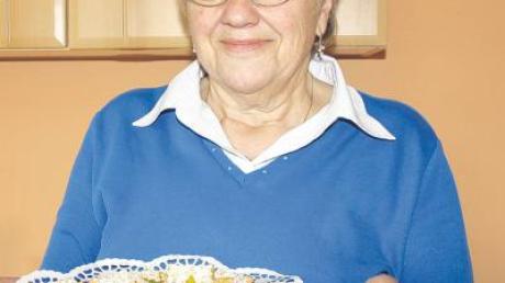Seit 36 Jahren macht Hildegard Kellermann ihre Mandelkärtchen. Es handelt sich dabei um ein altes Familienrezept aus Heilbronn. 