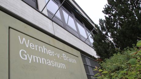 Viele Politiker fordern die Umbenennung des Friedberger Gymnasiums.