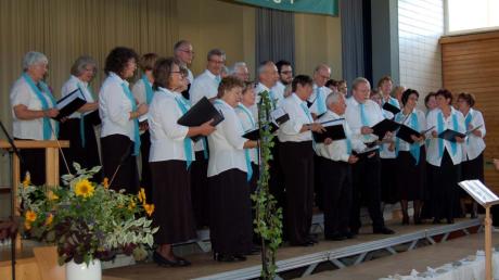 In der Mehrzweckhalle in Mering gibt der Liederkranz Mering (Foto) gemeinsam mit dem Grundschulchor sein nächstes Konzert. 

