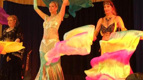 Das Tanzstudio Tulay aus Friedberg wird orientalische Tänze auf der Bühne präsentieren. 
