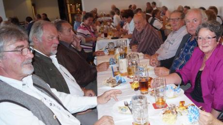 Die Rieder Senioren sind wieder eingeladen, bei Blasmusik und einer Halben im „Stoabock“ bayerische Gemütlichkeit zu genießen. 	