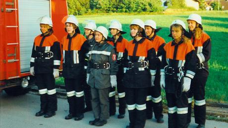  Seit 1986 verstärken Frauen die Feuerwehr in Ried