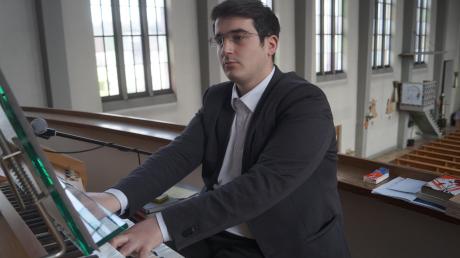 Emanuel Mates ist der neue Organist in der katholischen Pfarrei St.Bernhard-St. Stephan in Kissing.