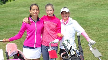 Zeigten bei der bayerischen Meisterschaft im Golf in Tegernbach ihr Können: (von links) Maya-Sophie Lindner, Magdalena Maier und Sophia Ratberger.