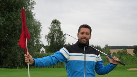Golfpro Jan Keppeler erwartet die Teilnehmer unseres VIP-Schnupperkurses im Golfclub Tegernbach.