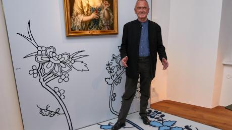 Der Friedberger Thomas Weil  ist ein international renommierter Ornamentkünstler. Auch für das Museum im Wittelsbacher Schloss hat er einen Teppich gestaltet.  