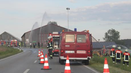 110 Feuerwehrleute aus dem Raum Dasing nahmen an einer Großübung in Wessiszell teil. 	