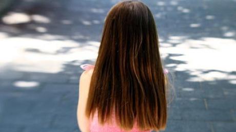 Im Prozess um den jahrelangen Serien-Missbrauch von zwei Mädchen vor rund acht Jahren in Neuburg kamen schreckliche Details an Tageslicht.