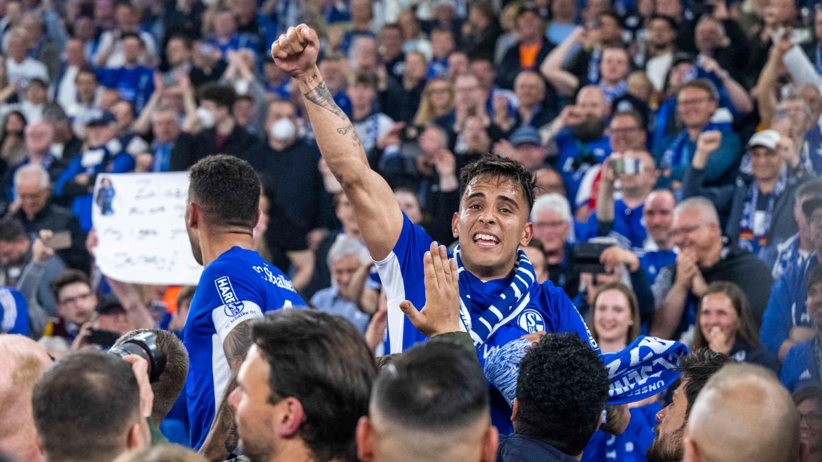 #Fußball: „Schalke lebt“: Kultclub feiert Rückkehr in die Bundesliga 