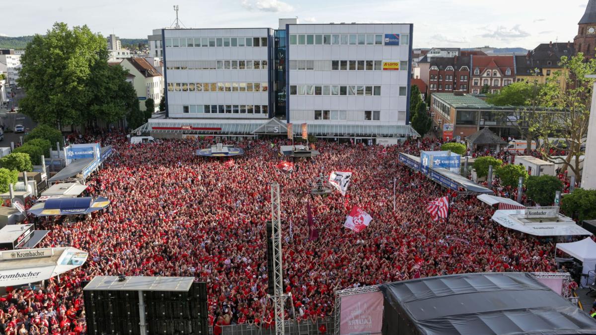 #Zweitliga-Relegation: Kaiserslautern feiert Aufstiegshelden – „Viel Herzblut“