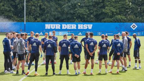 Der Hamburger SV geht als Aufstiegsfavorit in die neue Saison.
