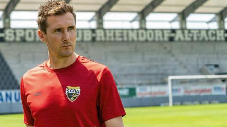 WM-Rekordtorschütze Miroslav Klose sucht einen neuen Trainer-Job.