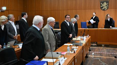 Die Staatsanwaltschaft wirft den ehemaligen DFB-Funktionären Steuerhinterziehung vor.