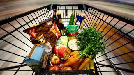 Ein Ende der Preiserhöhungswelle in Supermärkten und bei Discountern ist nicht in Sicht.