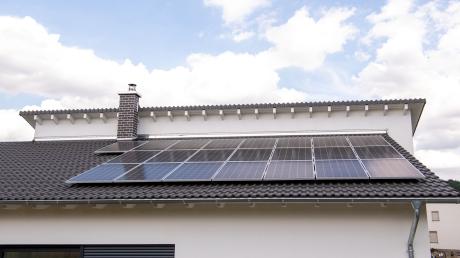 Thannhausen fördert Fotovoltaikanlagen auf Dach- und Fassadenflächen.