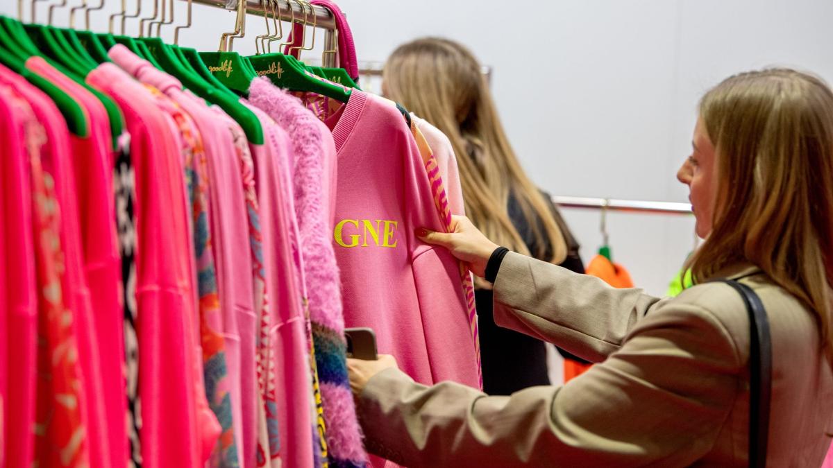 #Kennzeichnungen und Co.: Nachhaltigkeit: Augen auf beim Klamottenkauf