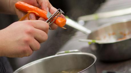 Die Vokshochschule Kissing bietet zwei Kochkurse an.