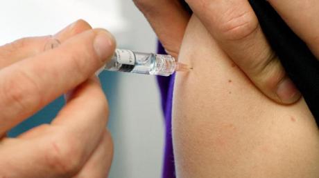 Die Regierungskoalition erwägt eine Impfpflicht gegen Masern. Die Virusinfektion kann mitunter schwerwiegende Folgen haben. 