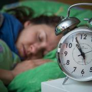 Einschlafen: Hier finden Sie Tipps und Informationen rund um einen erholsamen Schlaf. Wie kann man schnell einschlafen?
