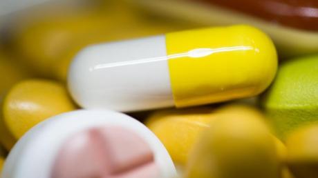 Nicht jede Vitamin-D-Tablette ist unbedenklich: Experten warnen vor bestimmten Nahrungsergänzungsmitteln.