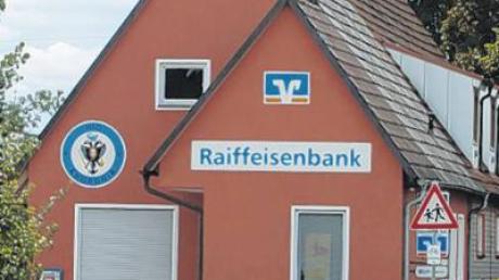 In Unterknöringen betreibt die VR-Bank Donau-Mindel eine SB-Filiale. Doch der Geldautomat ist vor geraumer Zeit aufgebrochen worden.