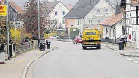 Der nördliche Bereich der Günzburger Straße in Großkötz muss für Kanalarbeiten aufgerissen werden. 